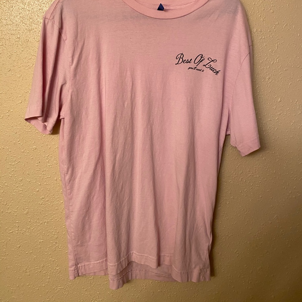 Pink tshirt